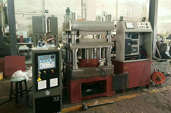 發泡模溫機對聚氨酯泡沫塑料形成的影響