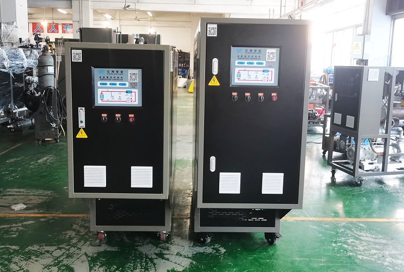 模溫機(jī)使用溫度在多少適合用油溫機(jī)，在多少又適合用水溫機(jī)？